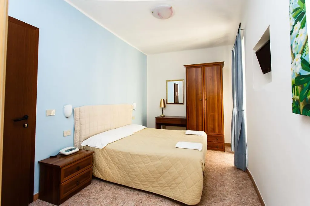 Albergo Costa Imperia 2*,